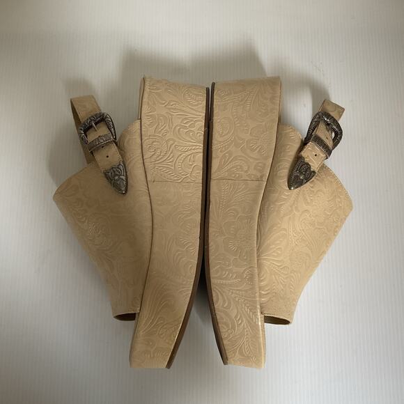 Matisse Embossed Wedge Western Sandals Leather Beige Platform Made in Brazil Sz9 - Picture 8 of 14